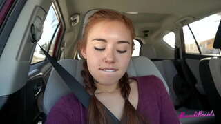 ���ృంగారమైన పతిత Can &#039; t Stop Playing With పూకు లో కార్ మరియు ప్రజా: Brandibraids