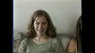 ਕਾਲੇ ਬਾਲਾਂ ਵਾਲੀ ਗੋਰੀ ਸੋਹਣੀ ਕੁੜੀ ਪ੍ਰਾਪਤ ਕਰਦਾ ਹੈ ਉਸ ਦੇ ਸੁਪਰ-ਬਾਲ ਵਾਲਾ ਚੂਤ ਚੱਖਿਆ ਕੇ ਉਸ ਨੂੰ ਵਧੀਆ ਔਰਤ ਦੋਸਤ