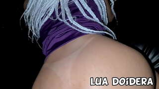 Novinha do Rio de Janeiro Lua Doidera l-ebda-toqba na festa de ftit e fez diversi irġiel gozarem na punheta e boquete