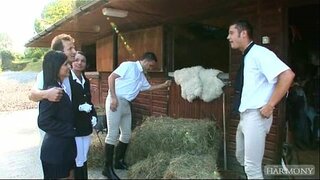 ˸�랙 Angelika 루시 Belle-두 번체의 뜨거운 엉덩이