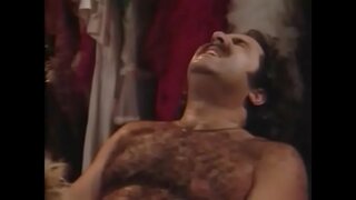 Թեժ обжигающая - Մեգան Արդյոք, Чери Թեյլորը, Эйприл է Դարձել, Бионка