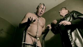 Xanım Aprel - istifadə Edilmişdir qara kombinezon латексной qul